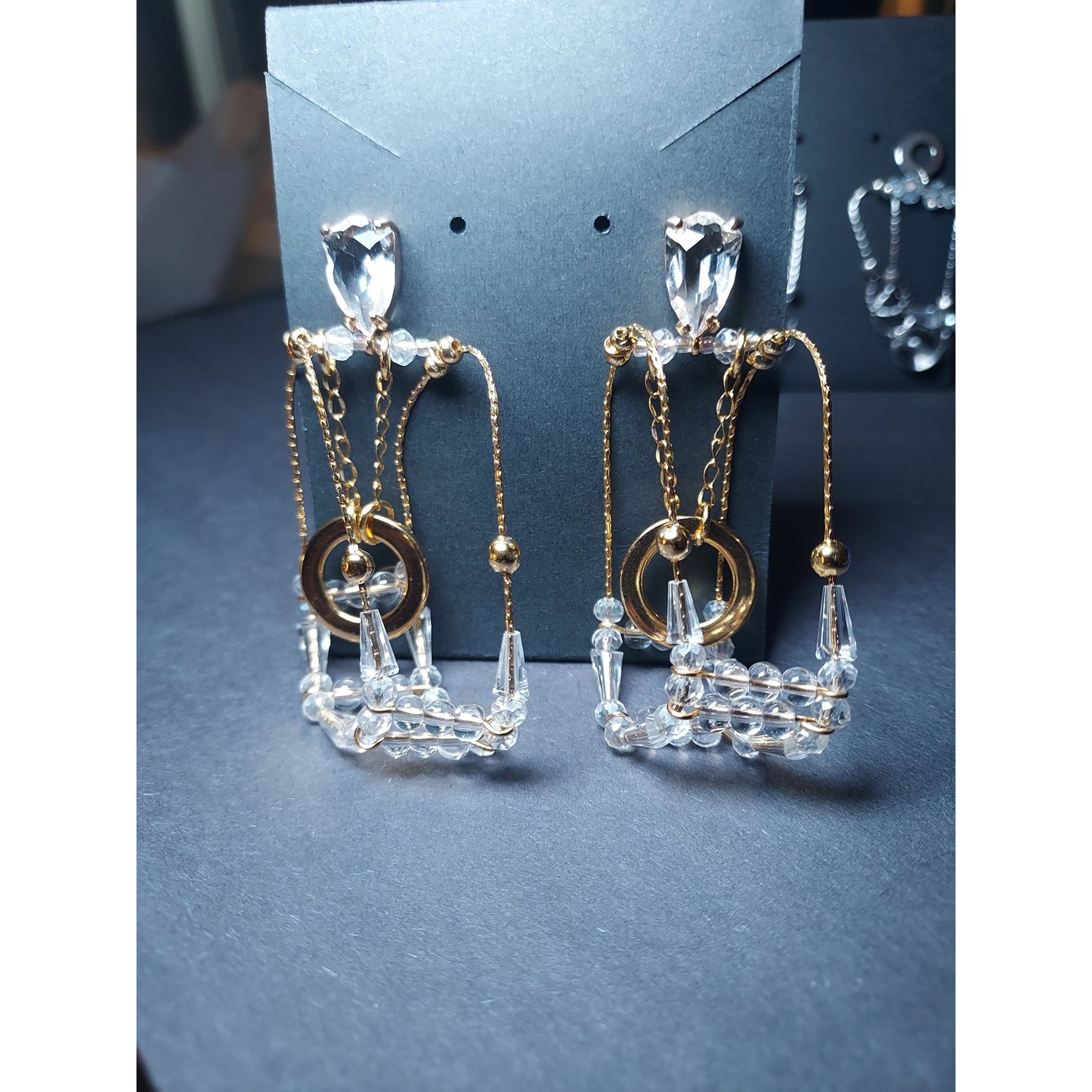 Pendulum (Earrings)