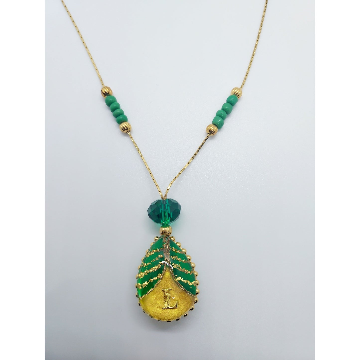 Pine-Apple (Necklace)